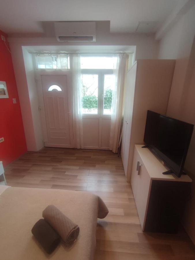 Deni 10 Apartament *